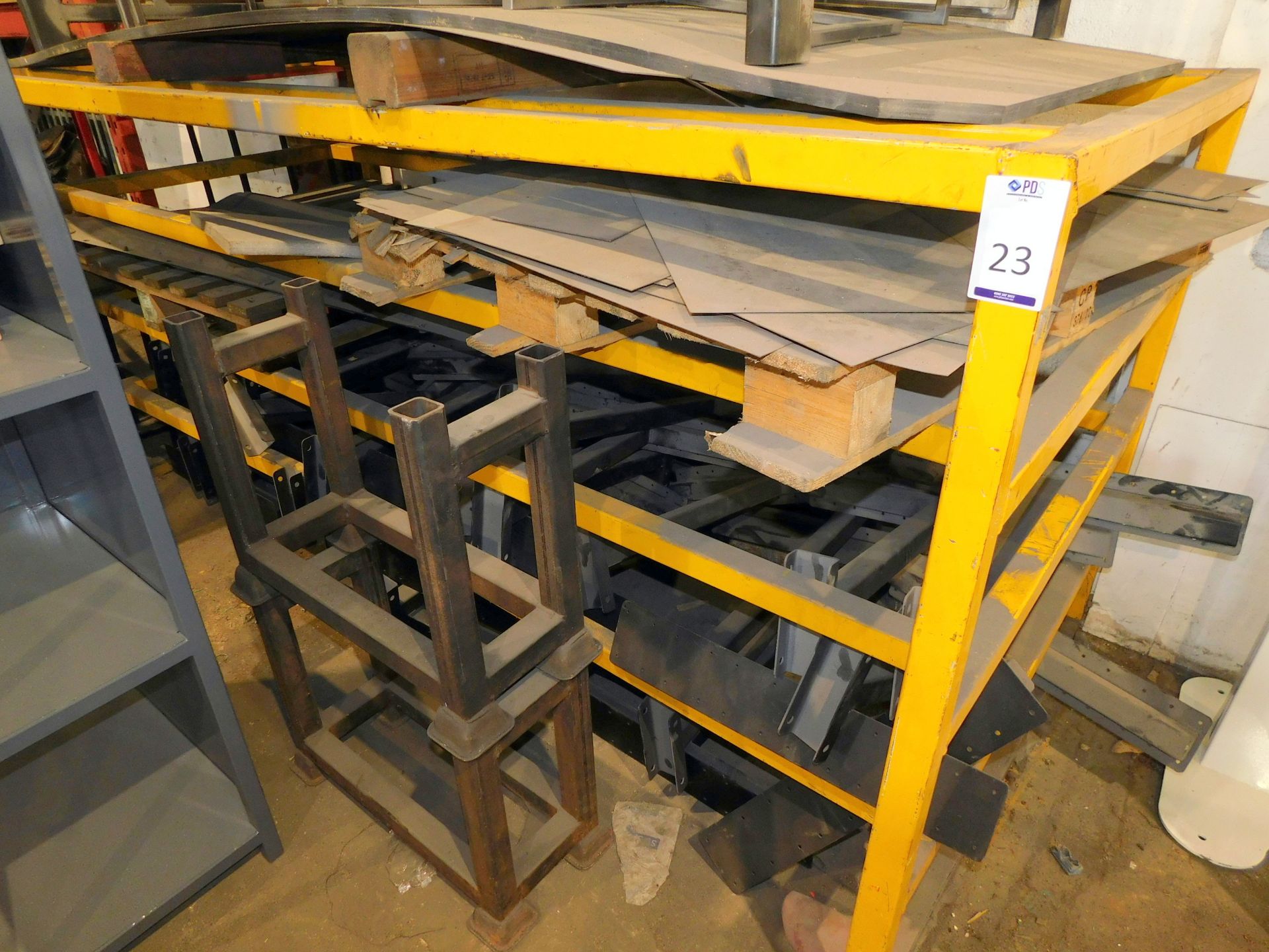 Metal Stock Rack, Yellow (Location Dudley. Please Refer to General Notes)
