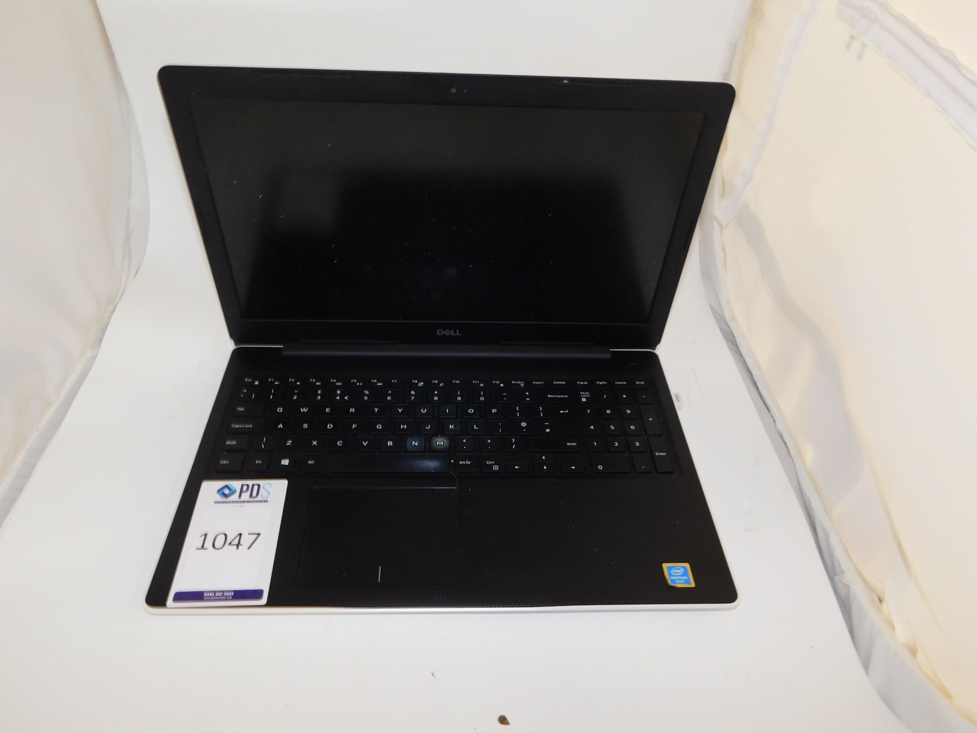 Dell Inspiron 3583 Laptop (No HDD, No PSU) (Location Stockport. Please Refer to General Notes)