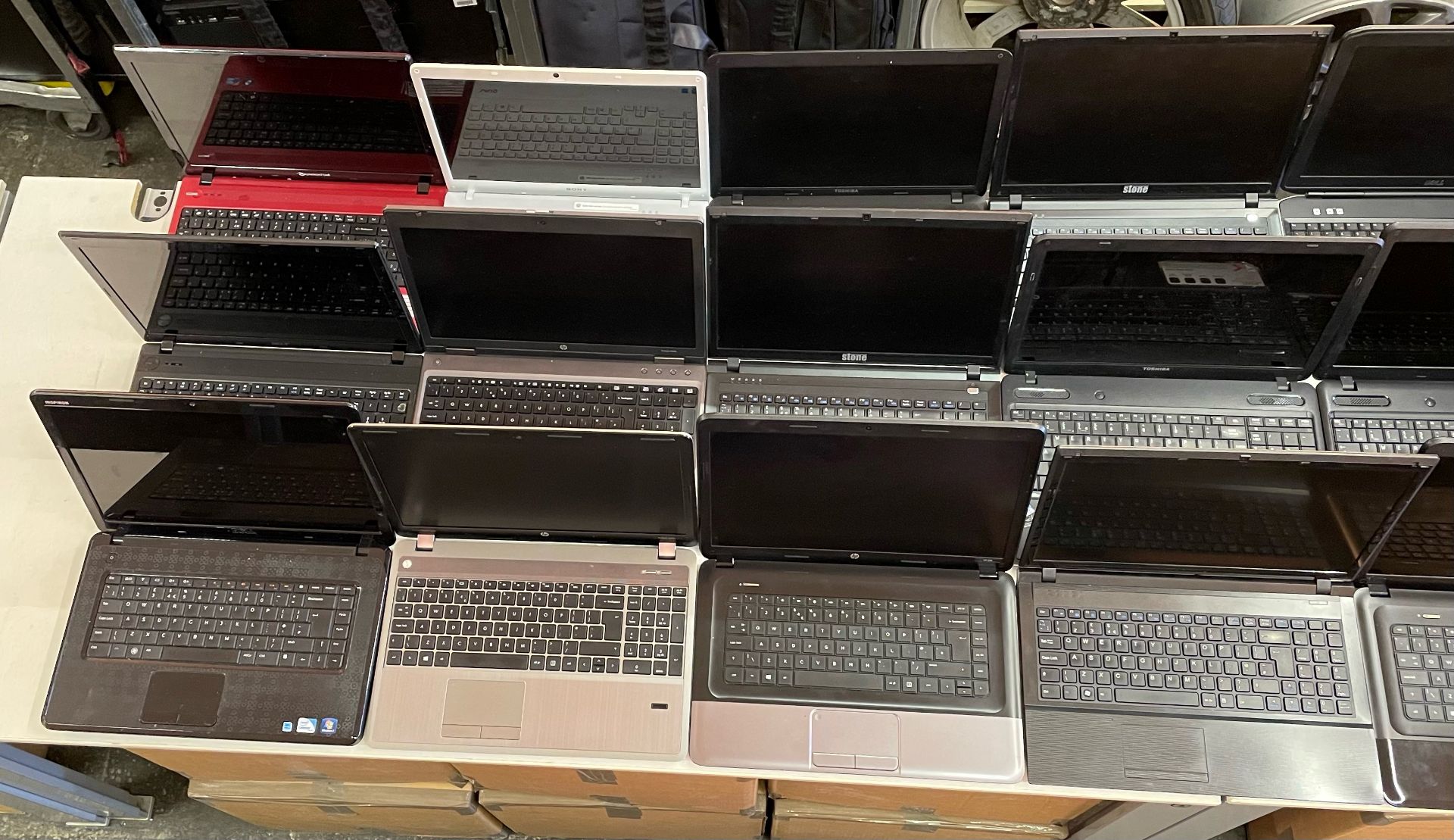 24 Various Laptops, No PSU’s (No HDD’s / SSD’s) (Location Stockport. Please Refer to General Notes) - Image 4 of 5