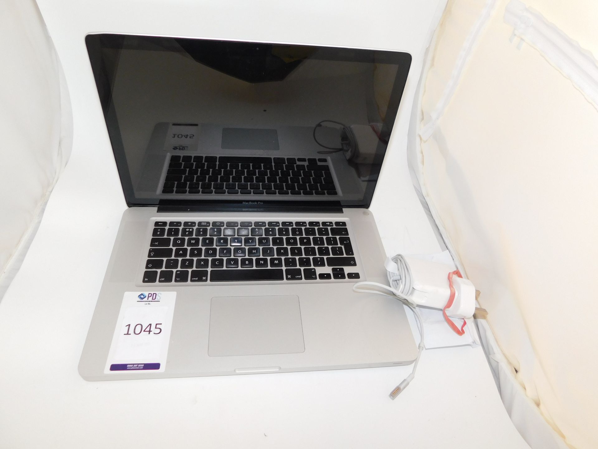 Apple MacBook Pro 15’’ Core 2 Duo, Model A1286, 8GB RAM, S/N; W8935AD27XJ with PSU (No HDD) (