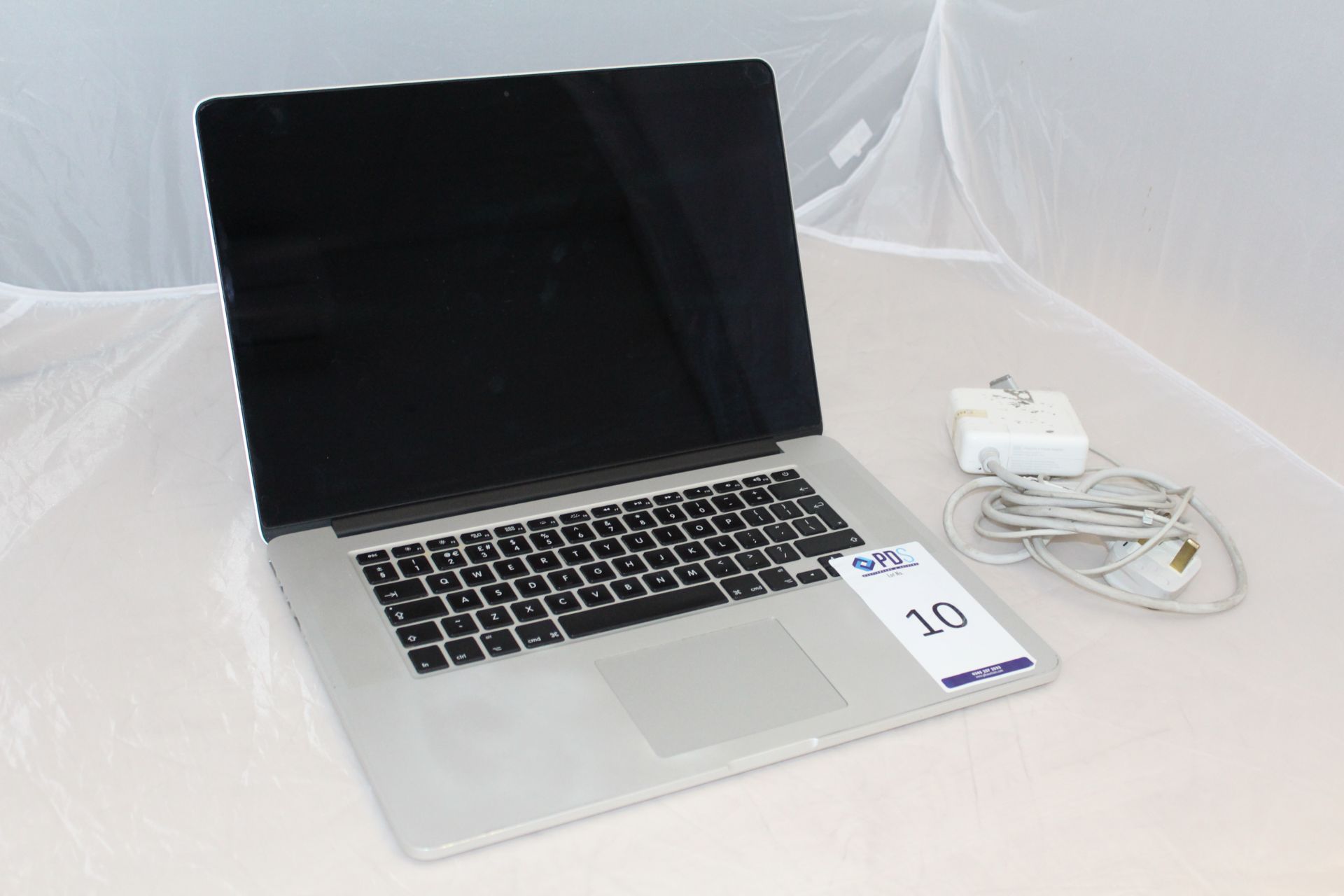 Apple MacBook Pro A1398, Serial Number CO2LP3H7FD57 with Charger