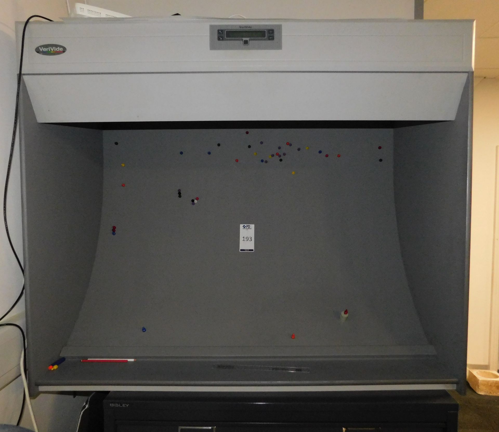 Verivide CCC120 Colour Control Cabinet