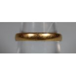 22ct gold wedding ring. Ring size M. Approx weight 3.6 grams. (B.P. 21% + VAT)