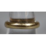 9ct gold wedding ring. Ring size P&1/2. Approx weight 4.4 grams. (B.P. 21% + VAT)