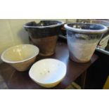 Glazed earthenware crochan/dairy pan, two deep pottery dairy pans and another kitchen bowl. (4) (B.