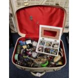 Suitcase comprising assorted vintage and other jewellery, watches, necklaces, beads, silver