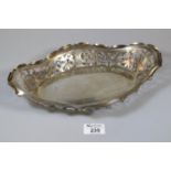 Edward VII silver oval dish/ basket with foliate pierced frieze by Williams Birmingham Ltd. 1903. 31