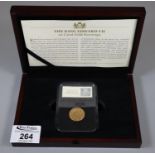 1910 Edward VII Canadian gold sovereign in plastic case within wooden box having specification and