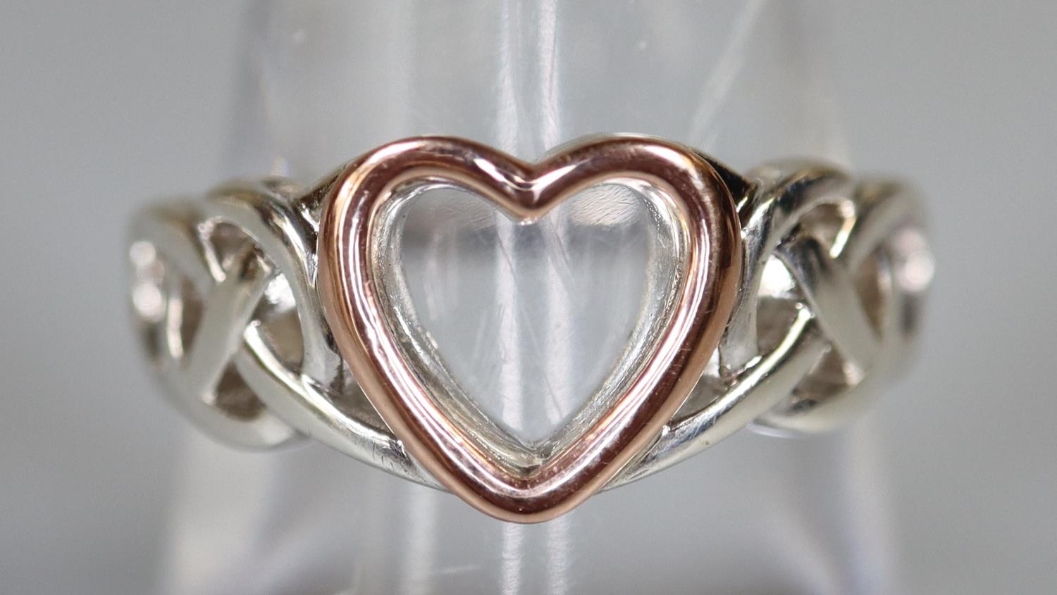 Clogau silver heart ring. Ring size O. Approx weight 3.3 grams. (B.P. 21% + VAT) - Bild 2 aus 3