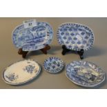 Spode miniature blue and white transfer printed scenic miniature meat dish, a similar Daisy and Bead