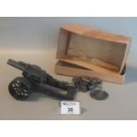 English made cast metal working model of a WWI Howitzer field gun on metal wheels, including