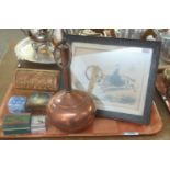 Tray of assorted items to include: framed hunting print, silver plated lidded jug, Arte Etrusca cast