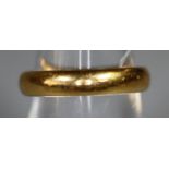 22ct gold wedding ring. Ring size K&1/2. Approx weight 5.5 grams. (B.P. 21% + VAT)