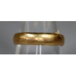 22ct gold wedding ring. Ring size P&1/2. Approx weight 7.5 grams. (B.P. 21% + VAT)