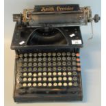 Smith Premier manual type writer with oil cloth cover. (B.P. 21% + VAT)