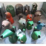 Collection of assorted vintage and other oil cans with conical spouts. (15) (B.P. 21% + VAT)