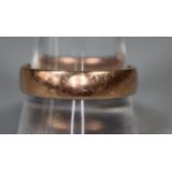 9ct gold wedding ring. Ring size U. Approx weight 5g. (B.P. 21% + VAT)