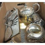 Box of metalware to include: a Victorian style EPNS fan shaped toast rack, large EPNS tea pot with