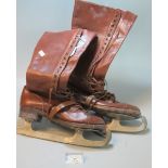 Pair of vintage leather ice-skates. (B.P. 21% + VAT)