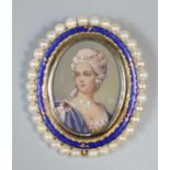 Painted portrait miniature pin brooch in French style, a female portrait set with diamonds within