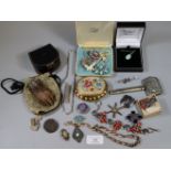 Bag containing a large collection of costume jewellery and other similar items etc. (B.P. 21% + VAT)