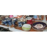 2 Trays of assorted china to include: Royal Venton Ware Art Deco square shaped tea plates (6),