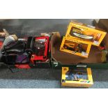 A tray of Britains, JCB 1:32 scale, die-cast model vehicles to include tractor etc., Whizzwheels