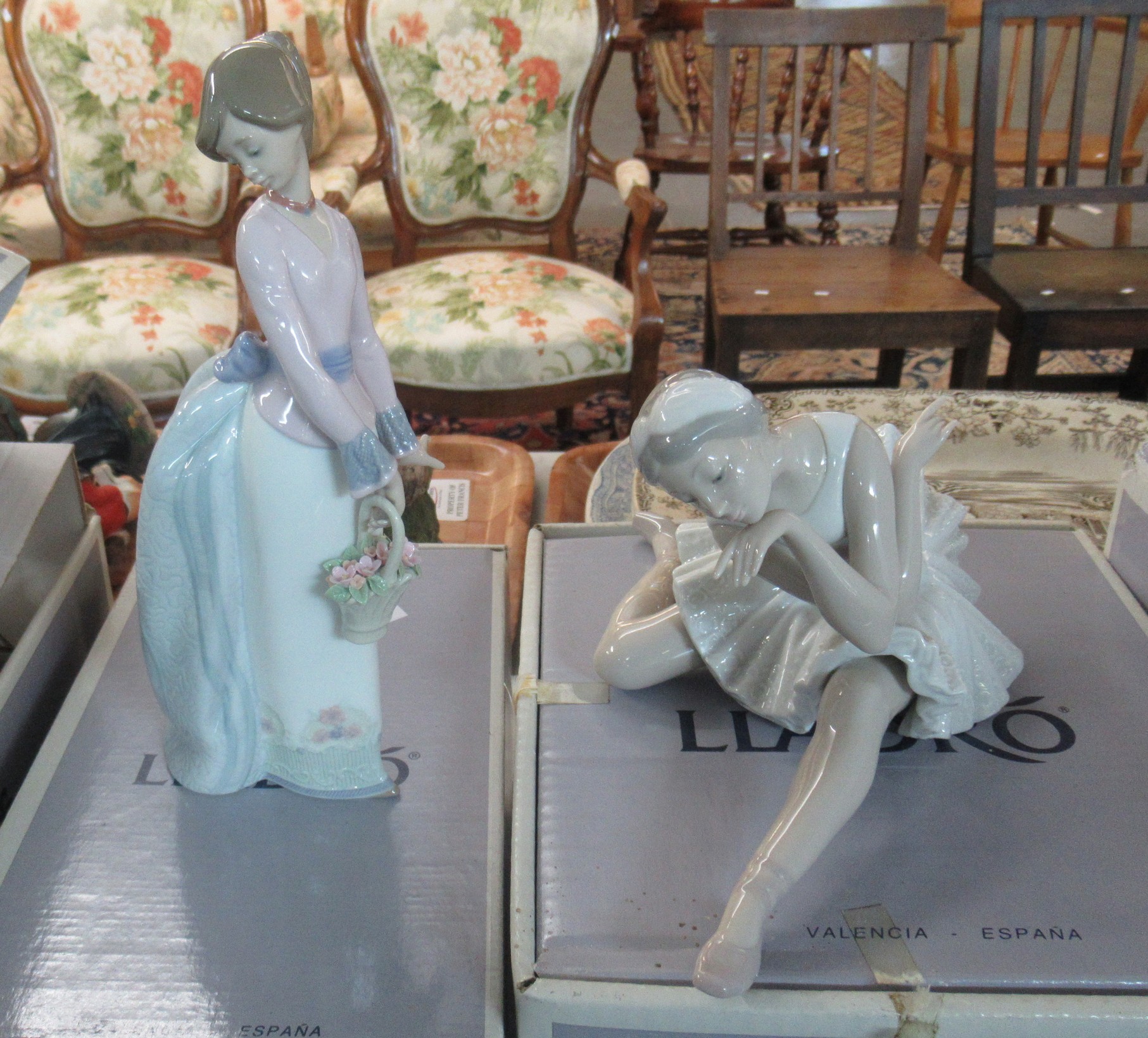 5 Lladro figurines in original boxes, to include: 'Basket of Love', 'Innocence in Bloom', 'Let's