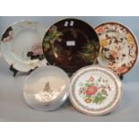 Collection of cabinet and other plates to include: Carlton Ware Rouge Royale 'cobweb' design