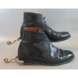Pair of military leather "George" boots, size 9, with fitted pair of spurs. (B.P. 21% + VAT)