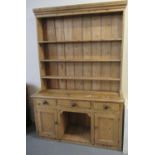 19th Century pine two stage rack back dog kennel farmhouse dresser. (B.P. 21% + VAT)