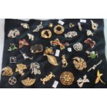 Collection of vintage brooches of varying designs including: butterflies, ship etc. (B.P. 21% + VAT)