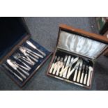 Goldsmiths and Silversmiths Company Ltd wooden box containing bone handled fish knives and forks and