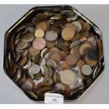 Tin box of assorted GB copper, nickle and other foreign coins. (B.P. 21% + VAT)