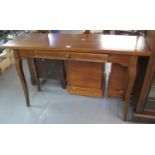 Modern hardwood single drawer console table on shaped legs. (B.P. 21% + VAT)