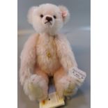 Steiff mohair, England's Rose exclusively for Danbury Mint, Ltd Edition of 5000 with COA. (B.P.