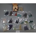 Large collection of semi-precious stones to include: tanzanite, emerald, peridot, citrine, amethyst,