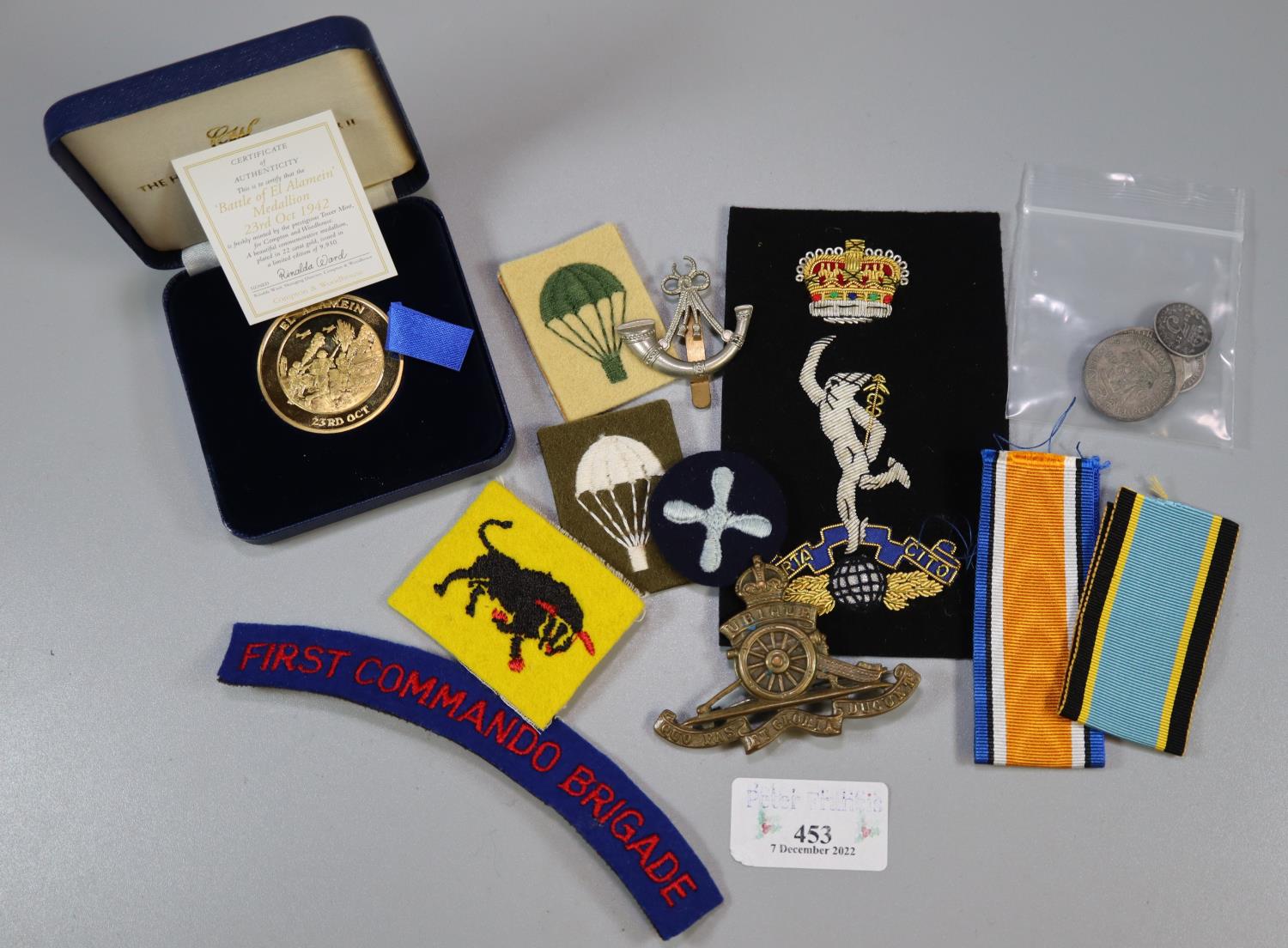 Collection of GB silver coins and military items to include: boxed medallions, uniform patches,