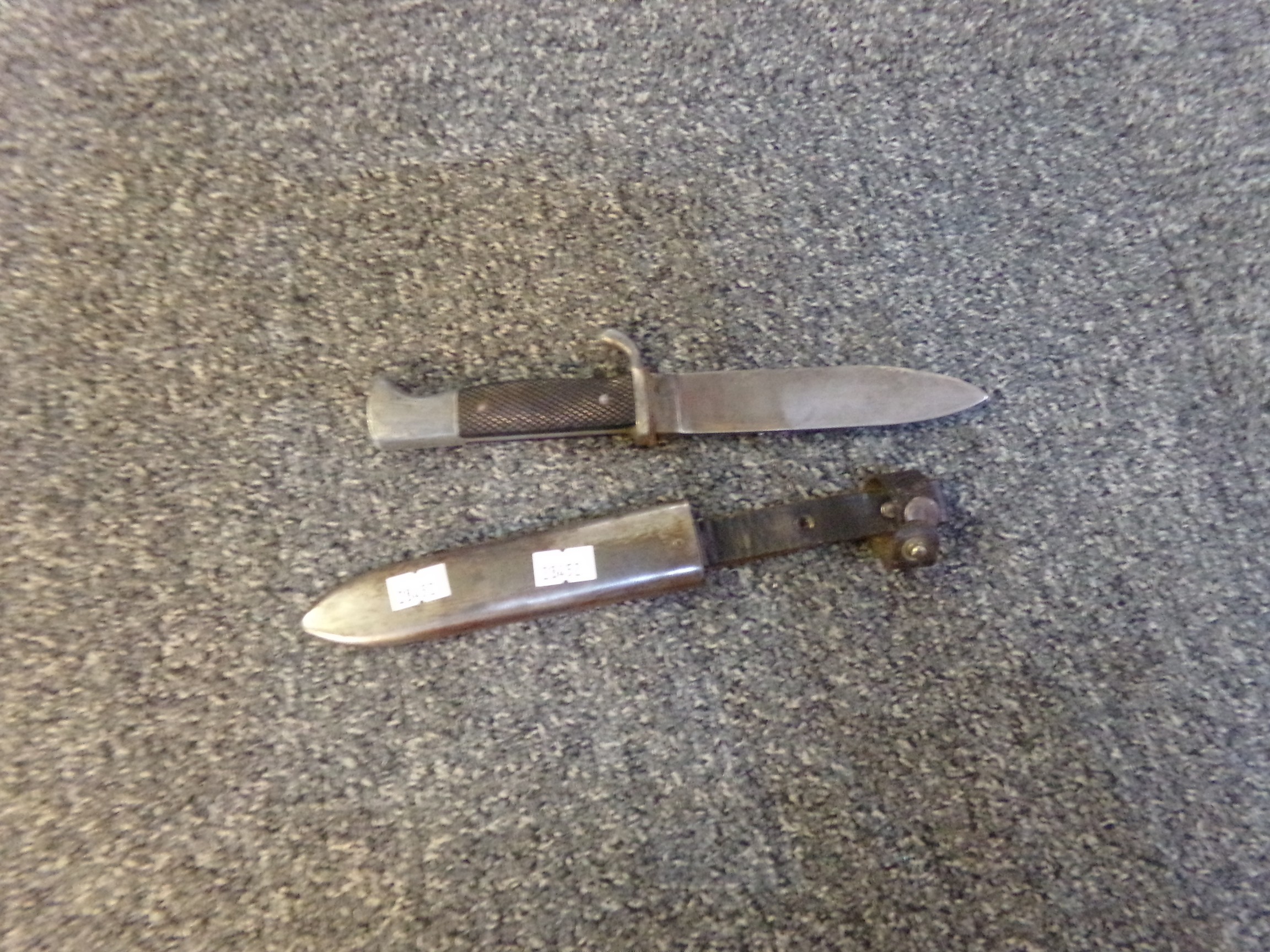 German WWII period Hitler Youth type dagger dated 1940, damaged scales in metal scabbard, together - Image 5 of 5