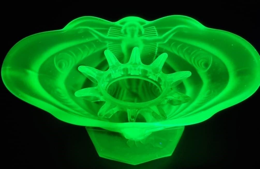 Art Deco design uranium glass vase, in the Schmetterling (butterfly) pattern. Probably by - Image 5 of 5