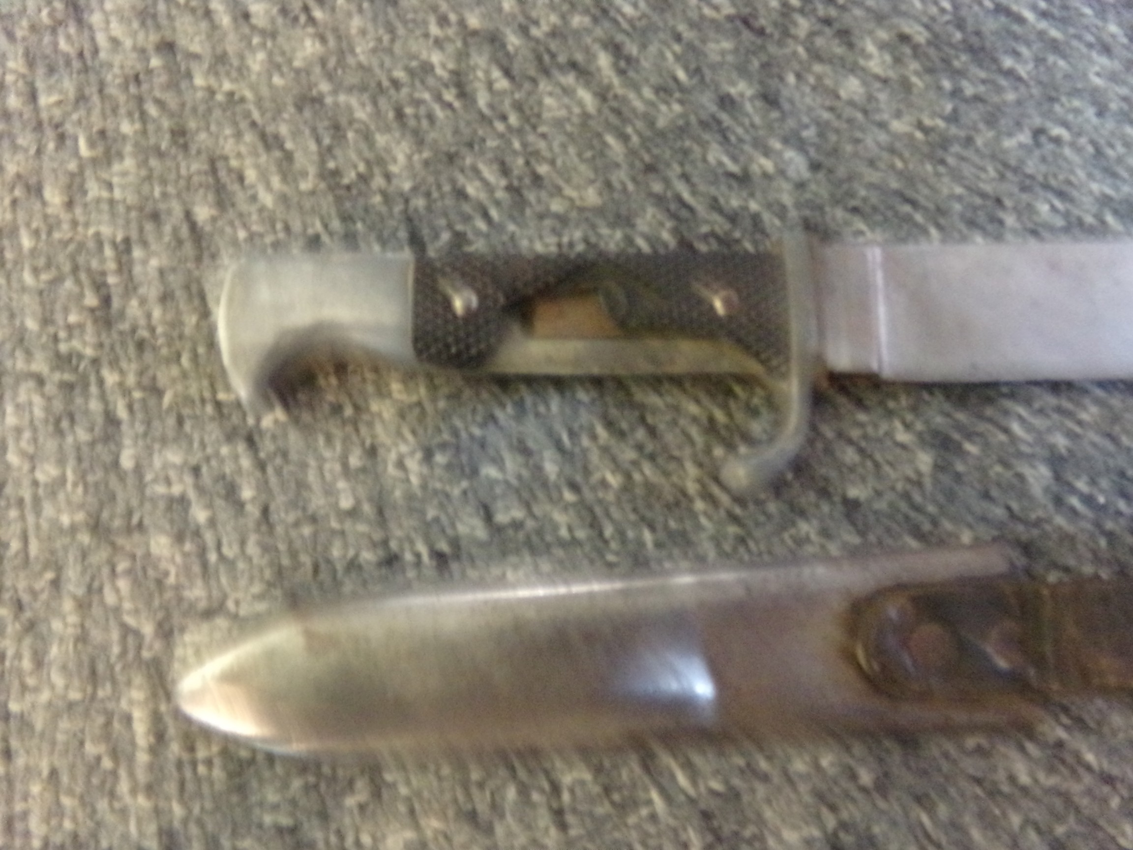 German WWII period Hitler Youth type dagger dated 1940, damaged scales in metal scabbard, together - Image 2 of 5