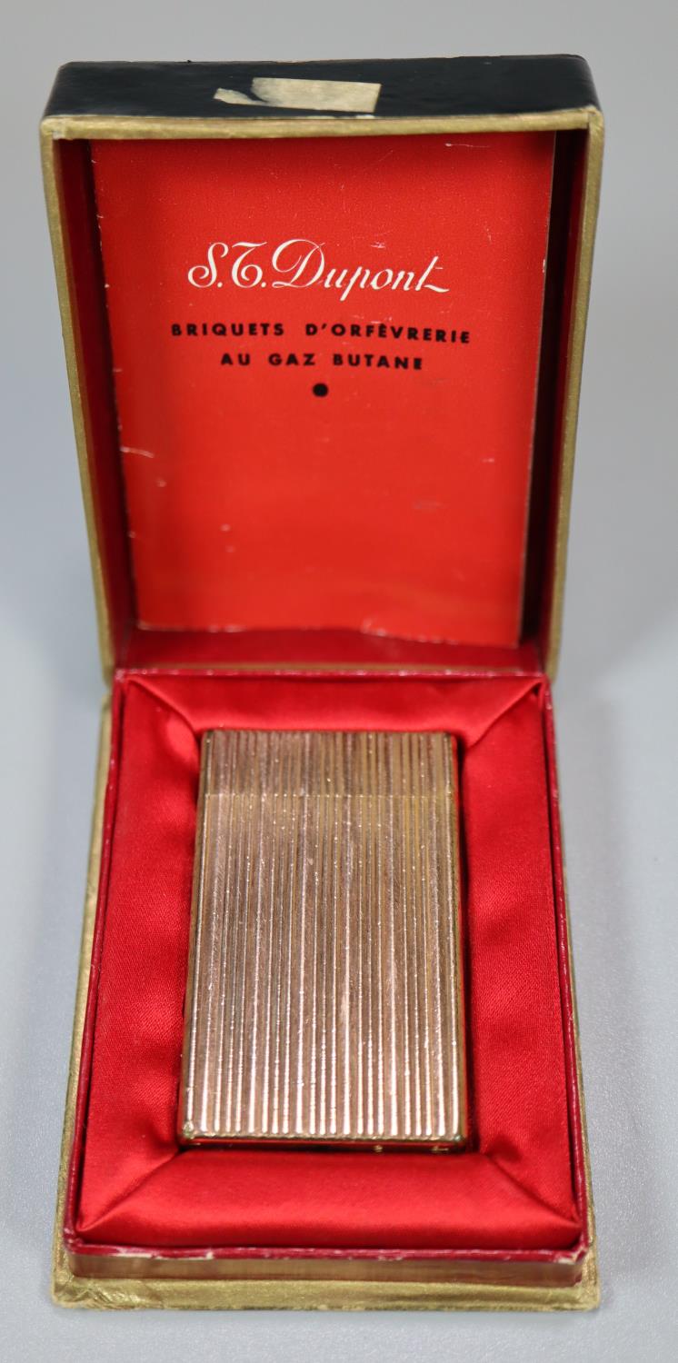 Vintage gold plated St Dupont of Paris lighter in original box. (B.P. 21% + VAT) Gas lighter, - Image 2 of 4