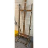 Well used beech artist's easel. (B.P. 21% + VAT)