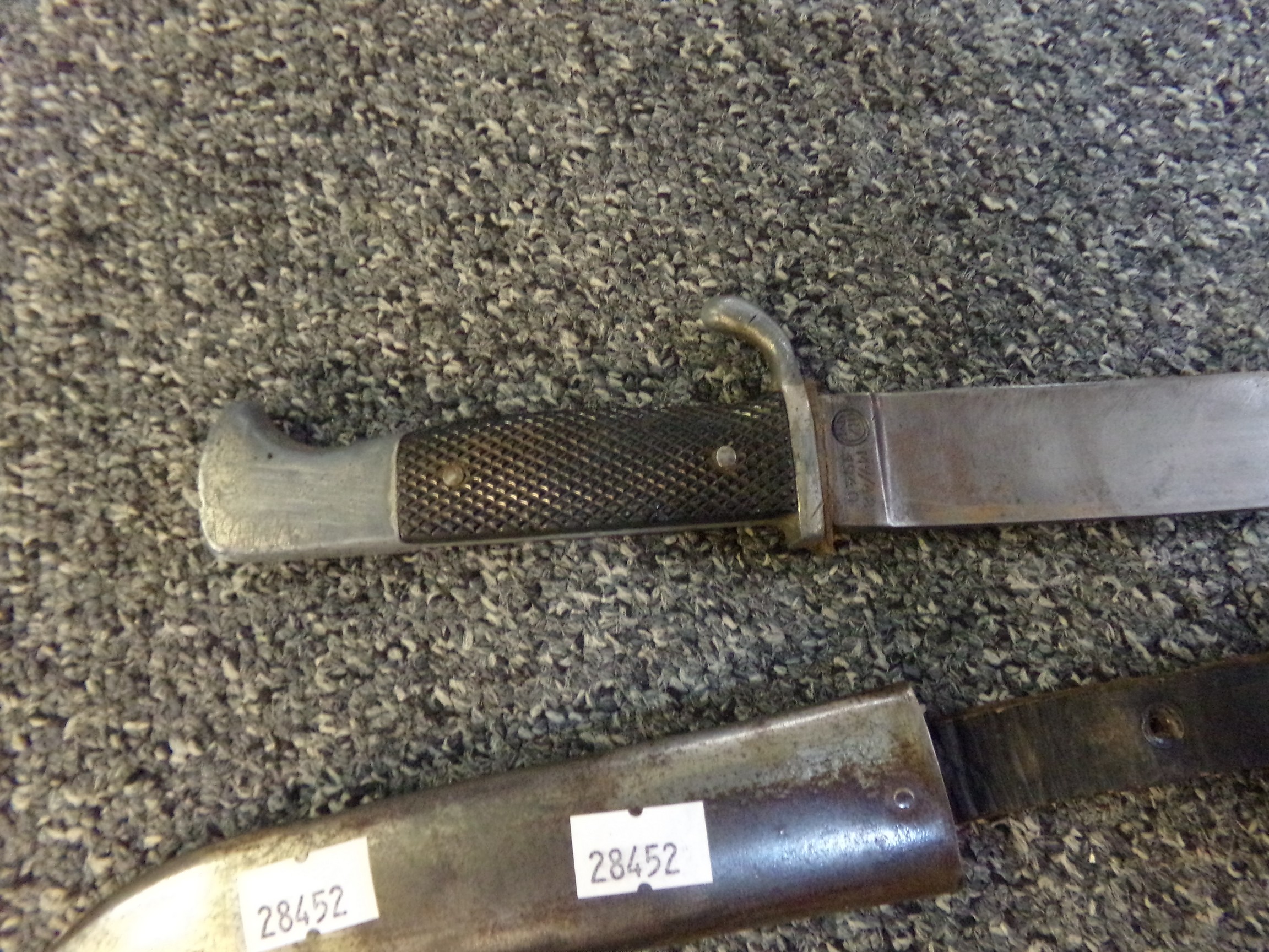 German WWII period Hitler Youth type dagger dated 1940, damaged scales in metal scabbard, together - Image 4 of 5