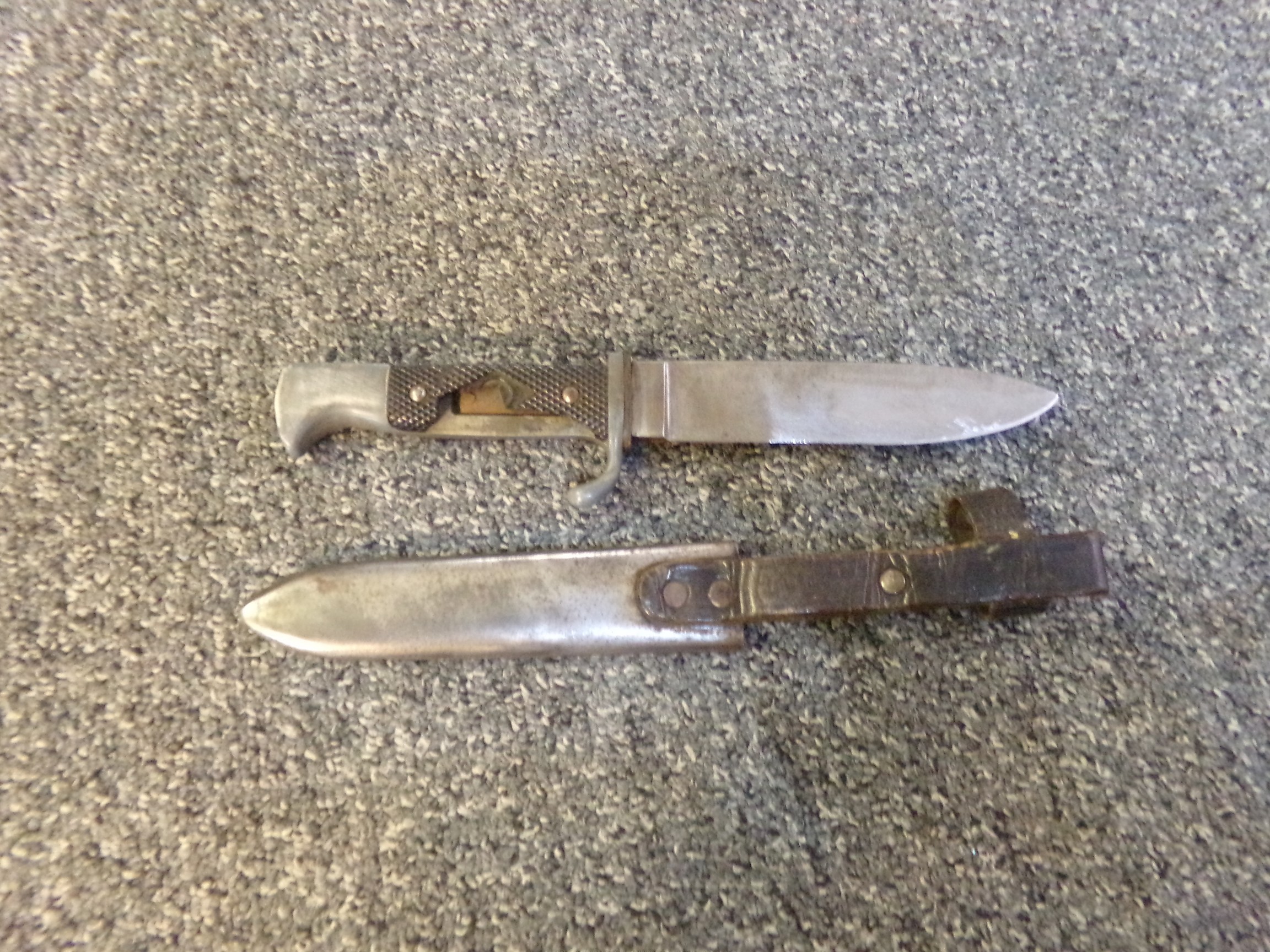 German WWII period Hitler Youth type dagger dated 1940, damaged scales in metal scabbard, together - Image 3 of 5