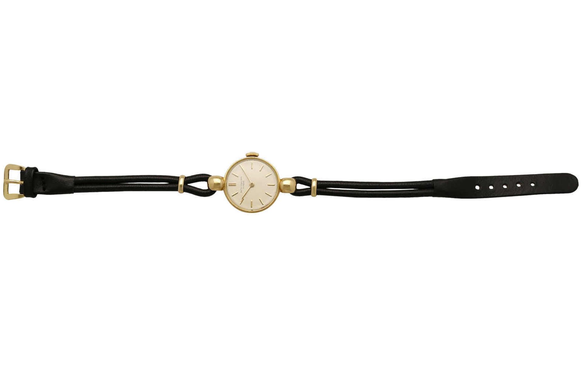 PATEK PHILIPPE Damenarmbanduhr Hübsche Uhr von ca. 1936-1940 in Gelbgold 18K mit Lünette in Gelbgold - Image 2 of 2