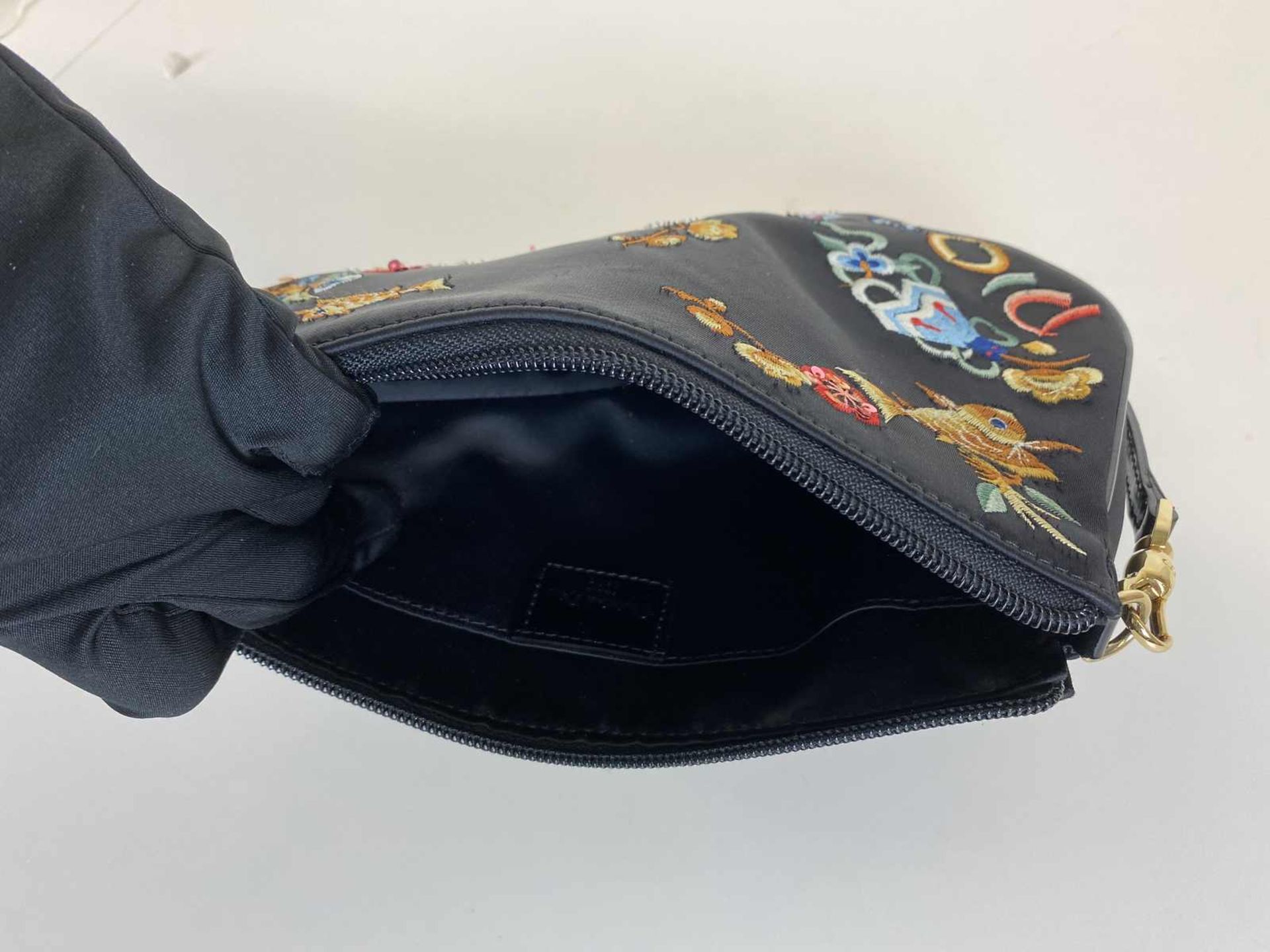 (*) DIOR Saddle Bag Mini Saddle Bag (Limited Edition) aus Satin (Textil) schwarz mit bunten - Bild 3 aus 3