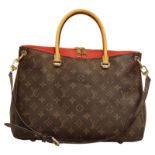 LOUIS VUITTON HANDTASCHE Die Pallas M41147 überzeugt als elegante Handtasche mit zeitloser