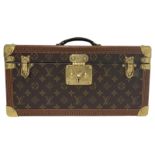 Louis Vuitton Boîte Bouteilles et Mirror Beaty Case aus braunem Monogramm-Canvas mit herausnehmbarem