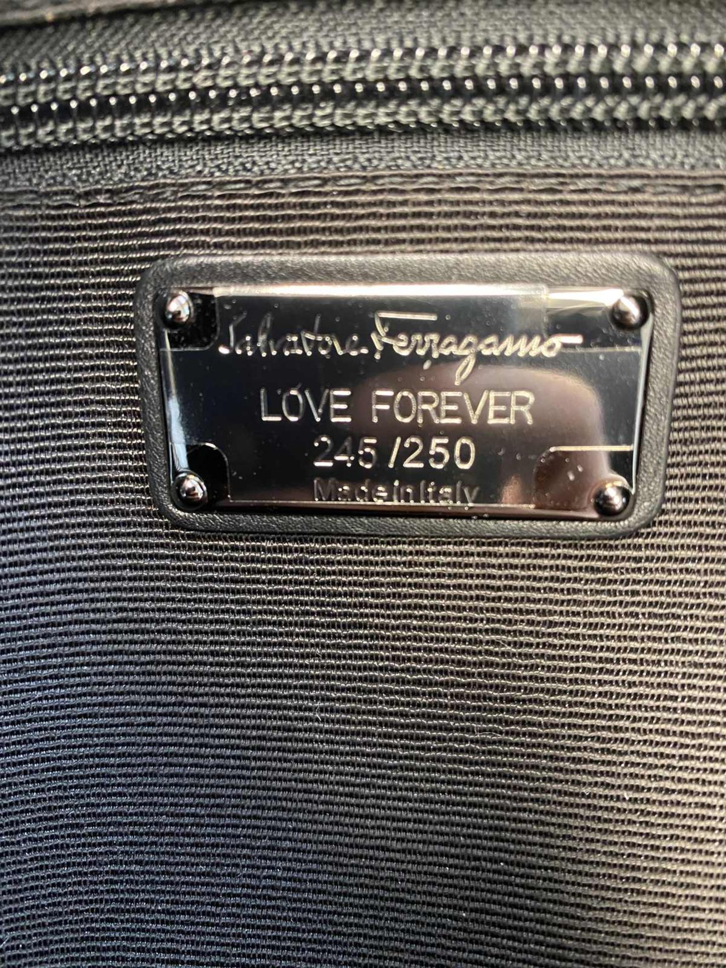 Salvatore Ferragamo Handtasche Auf 250 Stück limitierte und sehr seltene Handtasche von Salvatore - Image 7 of 8